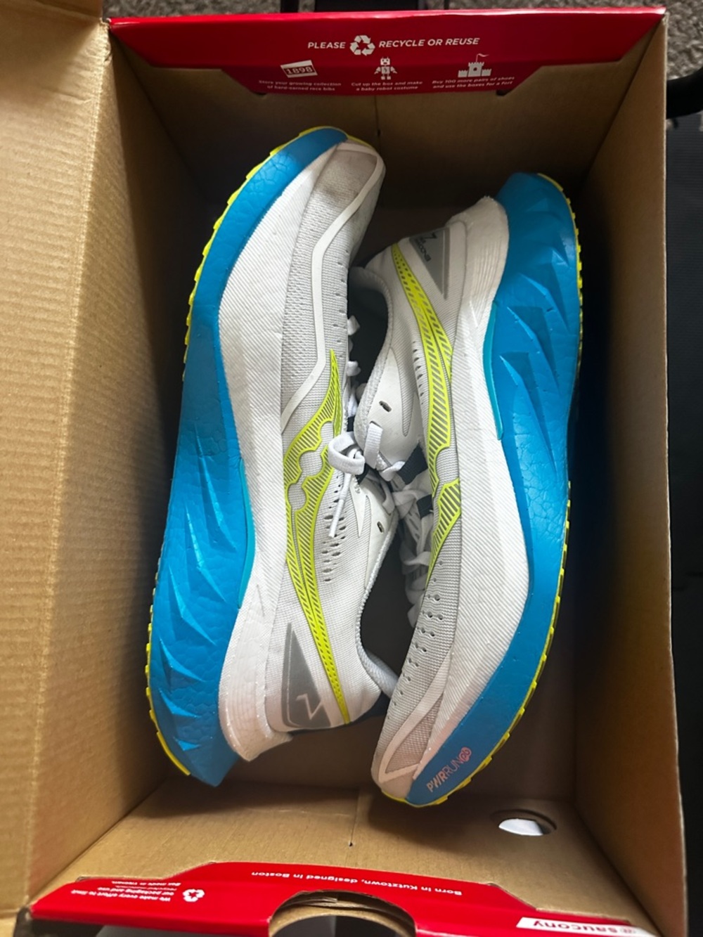 Saucony Endorphin Speed 4